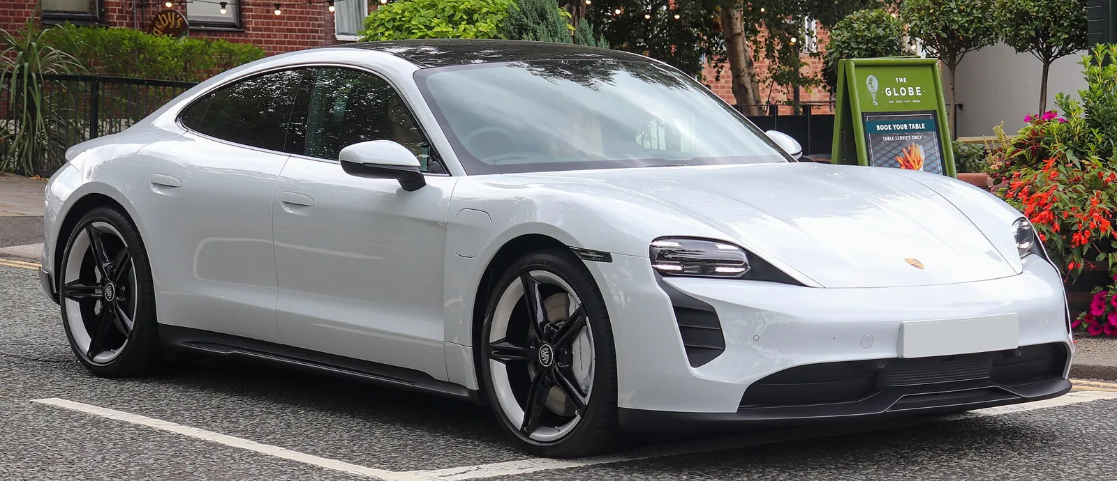 What 800-Volt Architecture Means for How Fast Your EV Charges