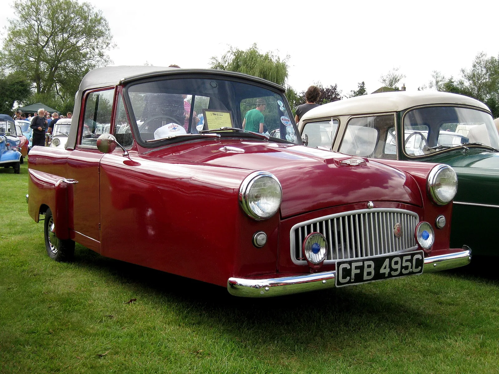 bond minicar