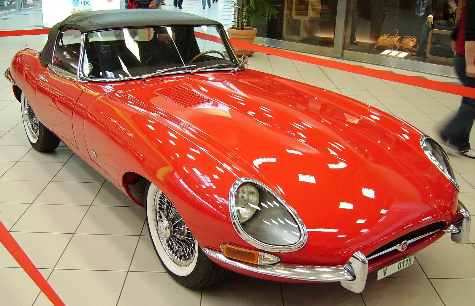 jaguar e type