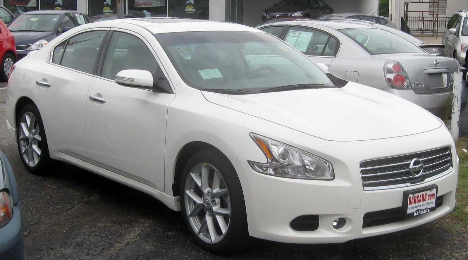 nissan maxima