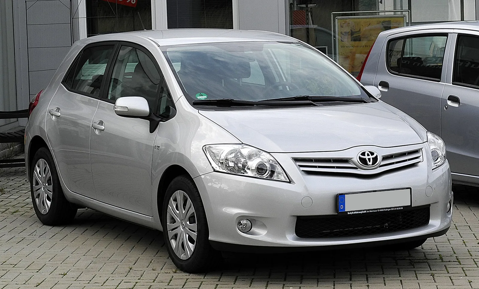 toyota auris