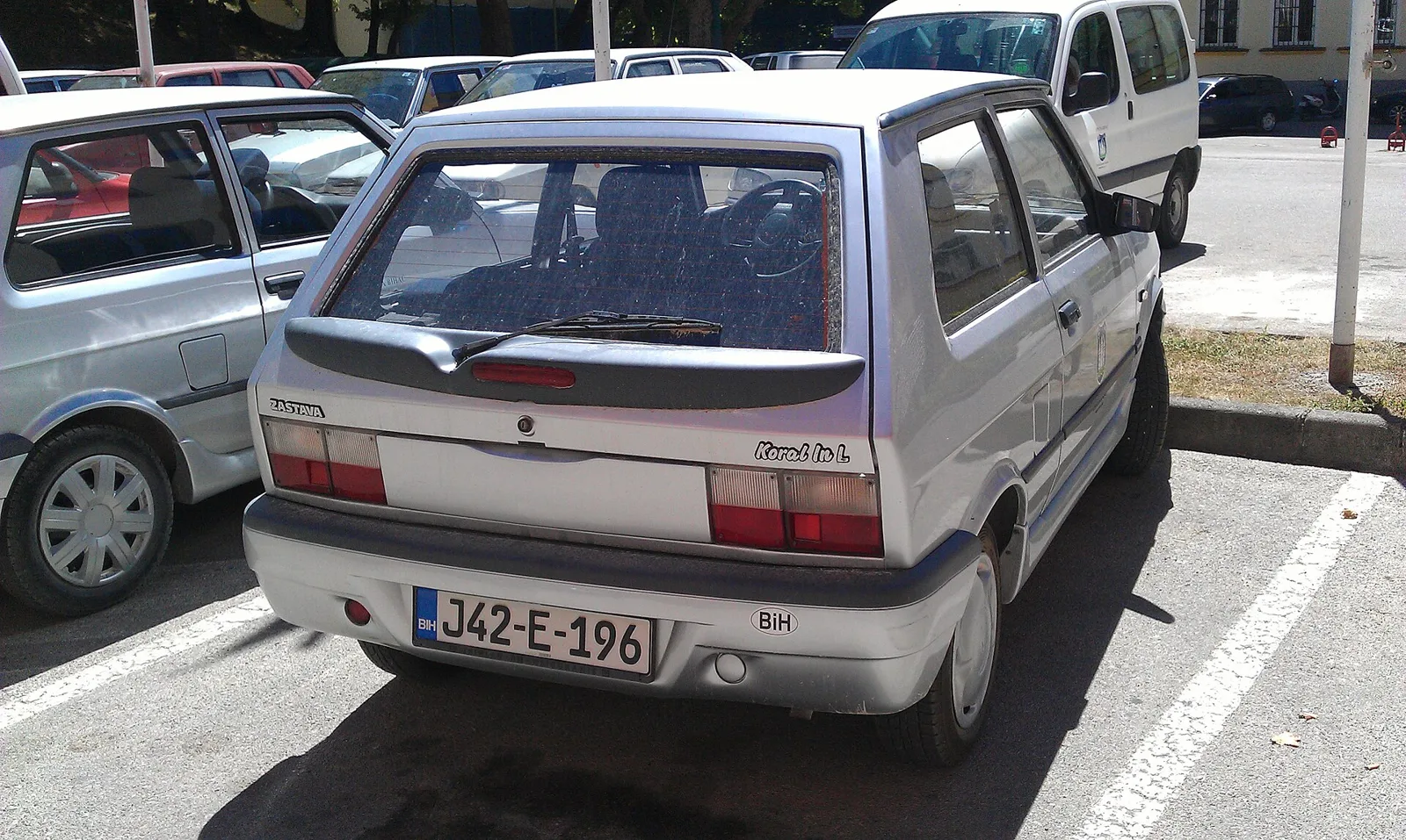 zastava yugo
